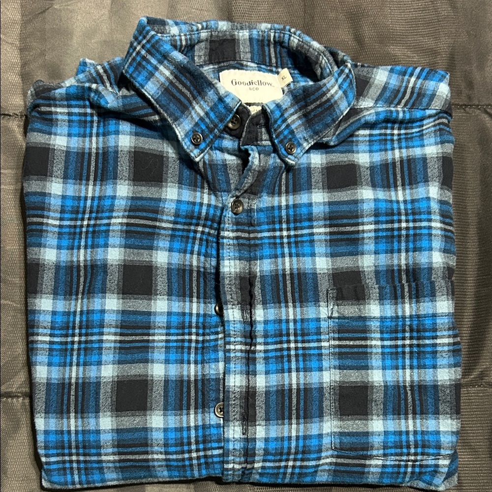 Goodfellow & Co Men's Black and Blue Flannel long sleeve Shirt